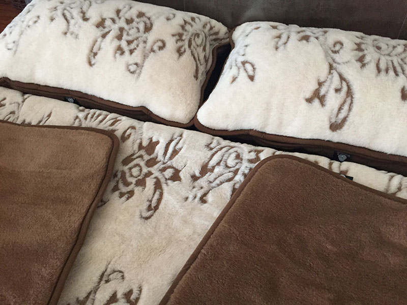 KOC WEŁNIANY Z WEŁNY CAMEL