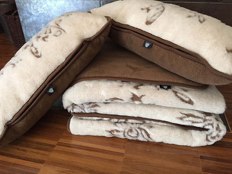 KOC WEŁNIANY Z WEŁNY CAMEL